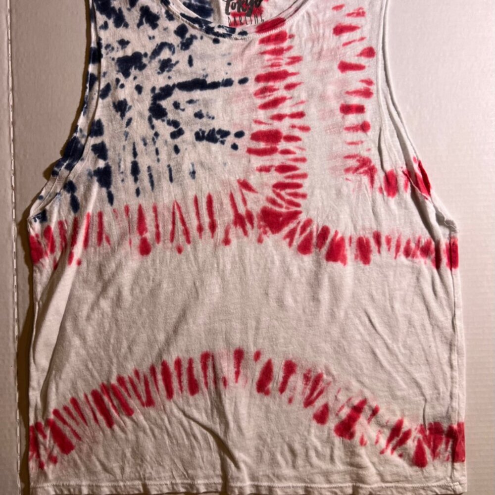Tokyo Darling Women LG Red White Blue Tie Dye American Flag Round Neck Tank Top